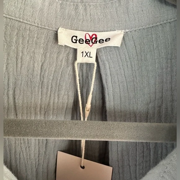 GeeGee Sage Gauze Tunic Size: 1XL - Picture 5 of 8
